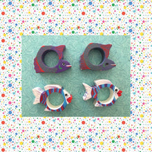 Load image into Gallery viewer, Vintage 1980s Fun Wooden Fish Napkin Rings • Set of 4