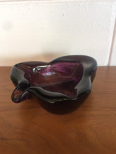 Load image into Gallery viewer, Vintage 1970s Imperial Purple Heavy Glass Clover Shaped Ashtray