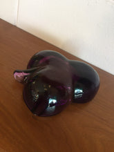 Load image into Gallery viewer, Vintage 1970s Imperial Purple Heavy Glass Clover Shaped Ashtray