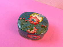 Load image into Gallery viewer, Vintage Butterfly + Flowers Trinket Box