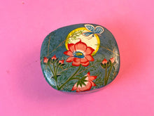 Load image into Gallery viewer, Vintage Butterfly + Flowers Trinket Box