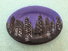Load image into Gallery viewer, Vintage 1990s NYC Skyline 12&quot; Serving Platter
