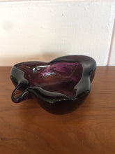Load image into Gallery viewer, Vintage 1970s Imperial Purple Heavy Glass Clover Shaped Ashtray
