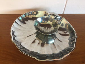 Beautiful Coastal Style Metal Oval Veggie Platter Chip and Dip Set With Scallop Shell Motif by Wilton