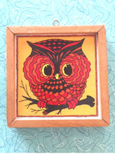 Load image into Gallery viewer, Vintage 1960s Super Cute Ceramic Owl Trivet Made In Japan
