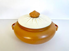 Load image into Gallery viewer, Vintage 1950 Pottery A. C. Davey of California #316 Starburst Casserole Dish with Lid, Peach + Cream
