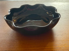 Load image into Gallery viewer, Vintage 1950s Mid Century Modern Black Amethyst Tri-Foot Ruffled Bowl
