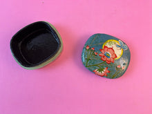 Load image into Gallery viewer, Vintage Butterfly + Flowers Trinket Box
