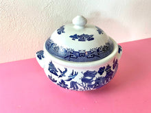Load image into Gallery viewer, Vintage 90s Churchill Willow Blue Covered Serving Bowl Round Covered Vegetable
