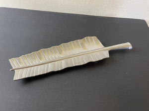 Vintage Banana Leaf or Palm Frond Decorative Metal Dish by Wilton