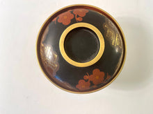 Load image into Gallery viewer, Vintage Japanese Maki-E Lacquer Lidded Bowl
